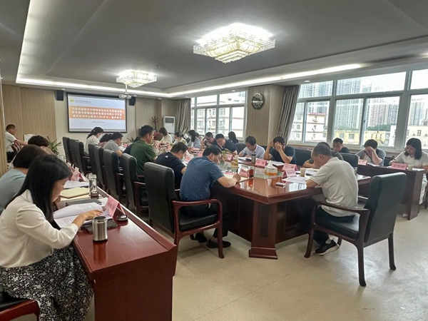 公司組織主題教育讀書班暨公司黨委理論學(xué)習(xí)中心組第六次（擴大）集中學(xué)習(xí)